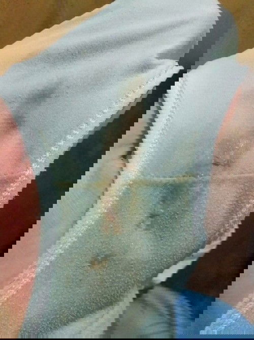 ช่วงเช้ามีน้ำใสๆกับมูกใสนิดๆแต่พอตกเยอะออกมาเยอะตามภาพค่ะแบบนี้ใกล้คลอดยังคะ..ขอโทษกับภาพด้วยนะคะ