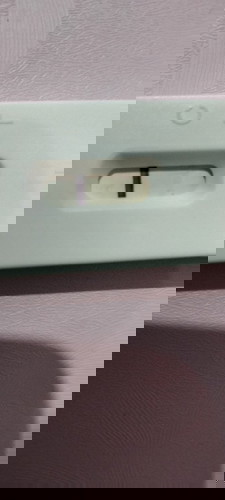 Positive na or negative? 1sr try kase parang may faint line kinabukasan nag pt ulit ako negativ na.