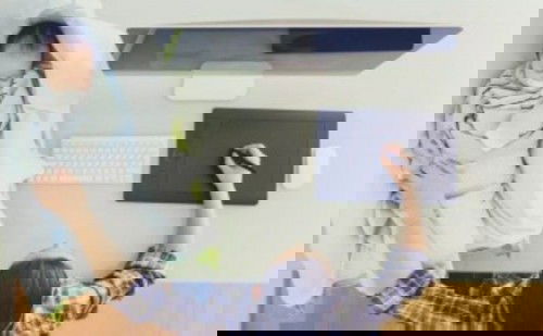 Online opportunity for moms