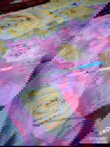 Bun mau tanya nih... Ada gak di sini yang gak kosong dulu seperti saya ini?