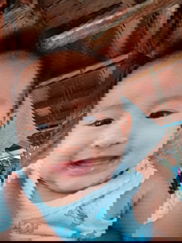 ลูกไม่ดูดขวด