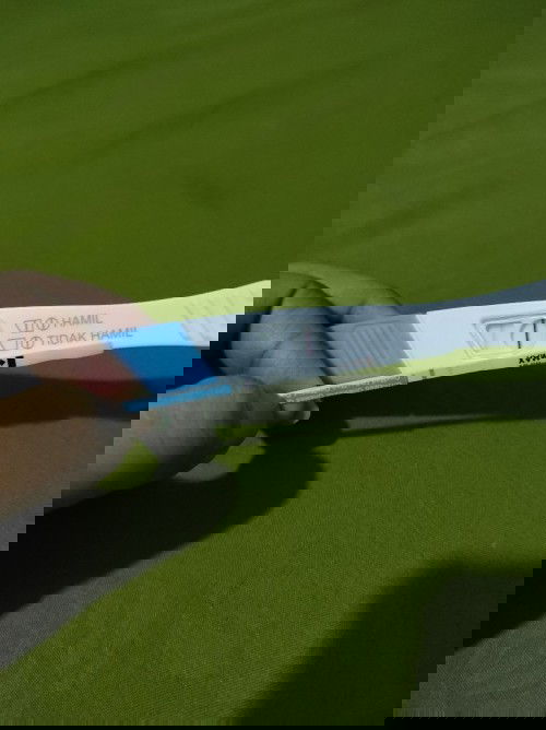 Belum telat haid tp garis 2