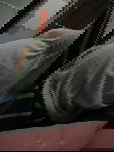 34w, bb naik cuma sekitar 8kg, bentuk perut pun kecil, dan ada masalah di hb rendah sejak sblm hamil