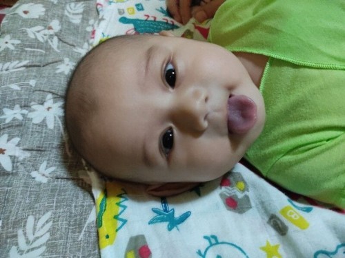 น้องเปนอะไรค่ะแบบนี้😂😂