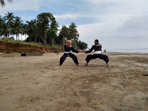 Usaha & Pembuktianmu yang Membuatku Jatuh Cinta 💕