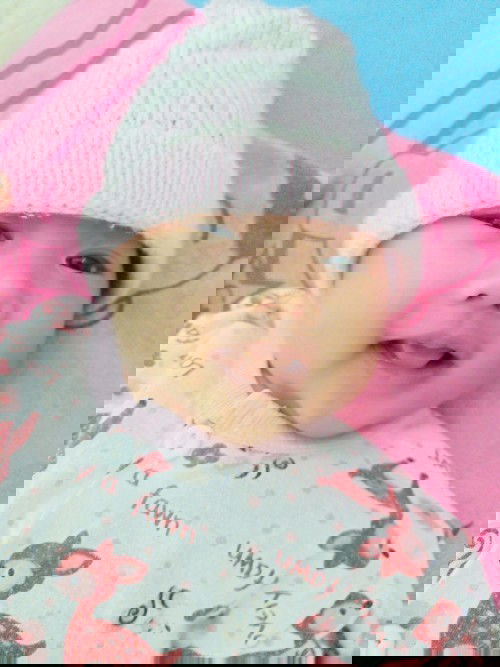 น้องได้1เดือนกับ18วัน ไม่อึมาเกือบอาทิตย์แล้ว แบบนี้ผิดปกติรึป่าวคะ