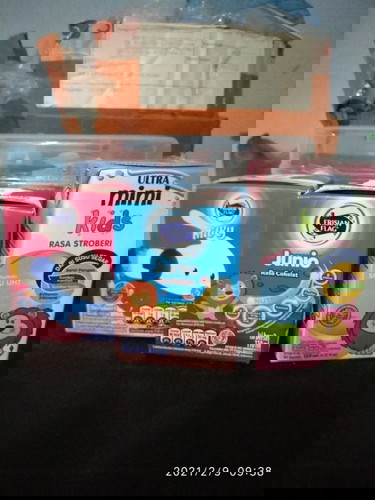 Hai momms, sebenarnya anak 15 bln atau 1 tahun keatas boleh gak sih minum susu kemasan buat anak2?