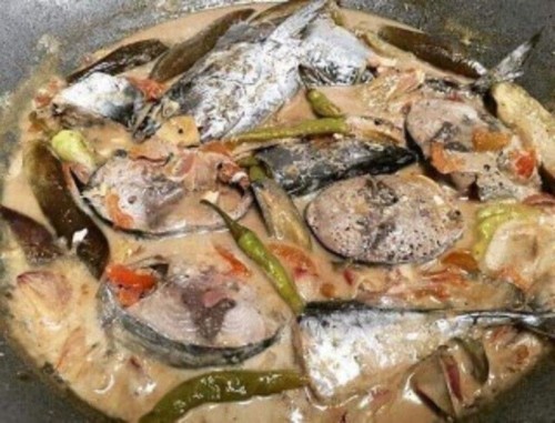 Is it okey to eat sinaing na tulingan while pregnant??
π