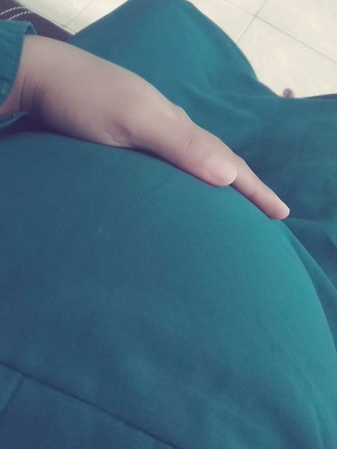 Bunda ada gk sih di sini yg ngeplek darah,lendir udh brpa hri tpi tk mules?? Bgimna tanbgapn bunda2