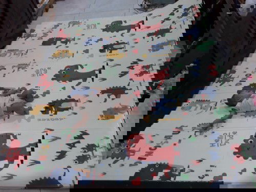 Belum betah di playmat