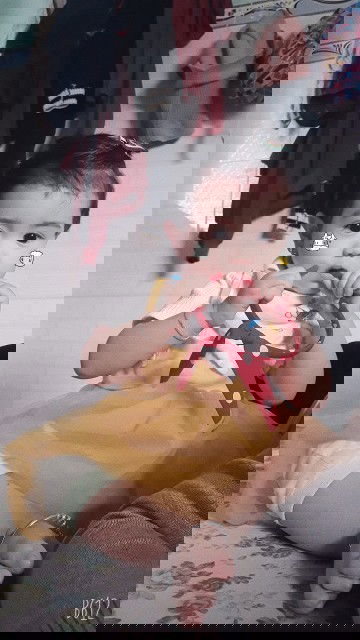 Sao giữa cháu nội và cháu ngoại lại có sự khác biệt lớn vậy ta