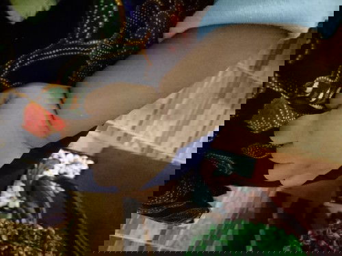 Di bawah bb seharusnya