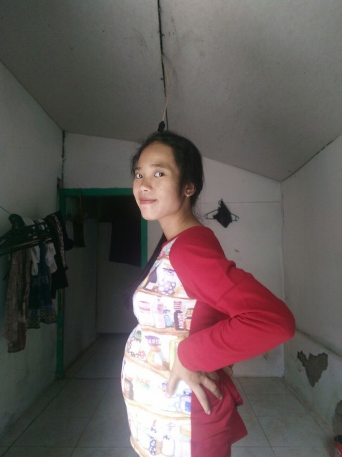 Kandungan udh 21 week hari ke 4 tpi perut msih kecil ada yang samaan ga bund?