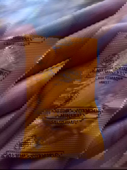 Pwede po mag tanong? Yung calcium po na binbgay sa center parehas lang ba yan sa picture na yan