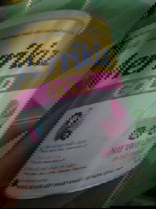 Có chị nào cho mình dùng sữa Merrikiz không ạ cho e xin nhận xét với