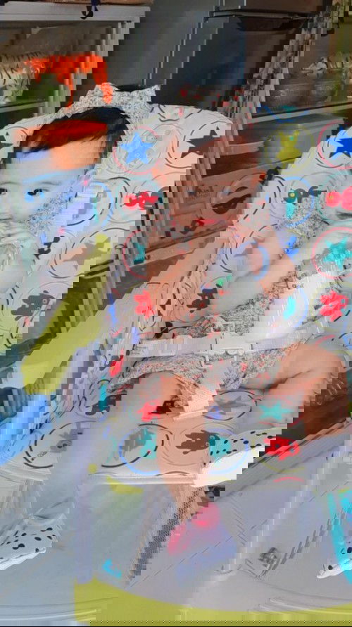 10 bulan belum punya gigi😅