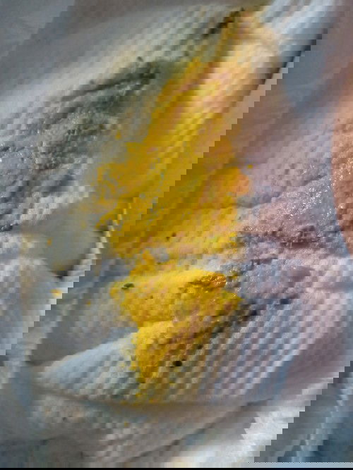 อุจจาระสีเหลืองปนเขียว