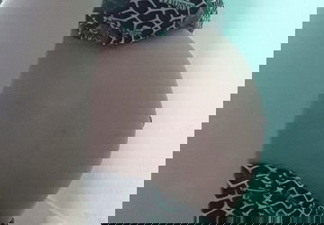 Bụng như vậy moi nguoi doán trai hay gái ak.bau thang thứ 7 rồi ak.