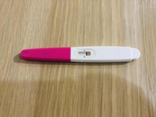 ประจำเดือนขาด 3 วัน ตรวจตั้งครรภ์ขึ้นขีดเดียว