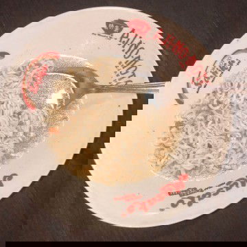 Kalo mau makan mie instan boleh gak?