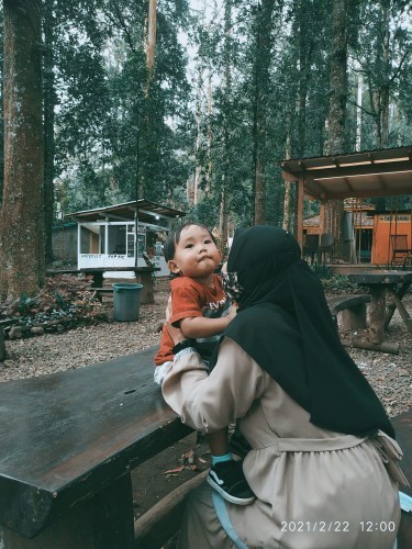 Menghadapi anak tantrum