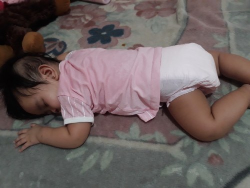 Nakadapa matulog