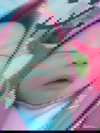 Telah lahir putri pertama saya di tgl 26-02-21,.dengan proses peralinan normal.