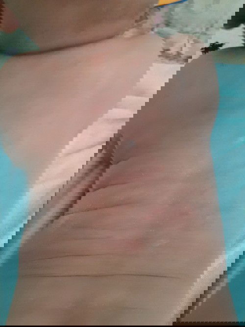 Merah saat kena panas