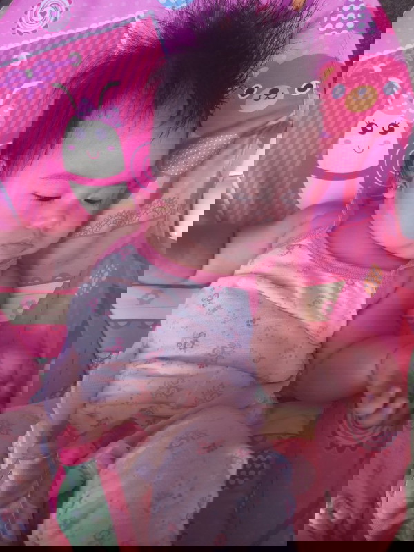 BAKUNA Ni BABY Kakatapos lang ng Bakuna. Tatlong tusok todaa