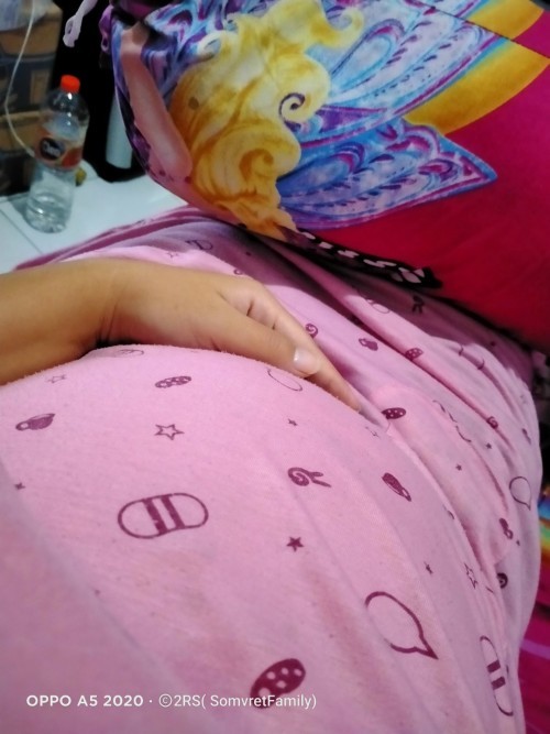 Perut kencang