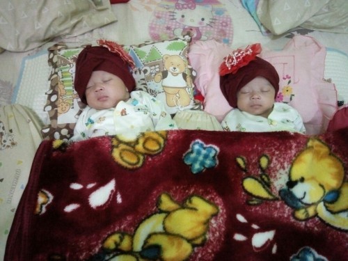 Alhamdulillahhh.. Allah karuniakan 2 malikat kecil kembar, apakah ada yg sama seperti sy? Share ya
