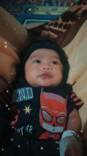 Bayi kami 1 bulan 17 hari ,sudah 1 minggu tidak BAB, ????