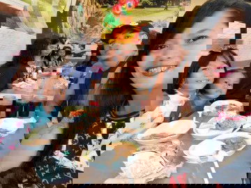 how to earn po ba ng Points mga Mamsshiie . pa help naman my Begginer palang po dito, maraming slmts