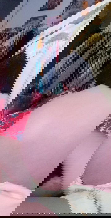 มีน้ำไหลออกจากช่องคลอด