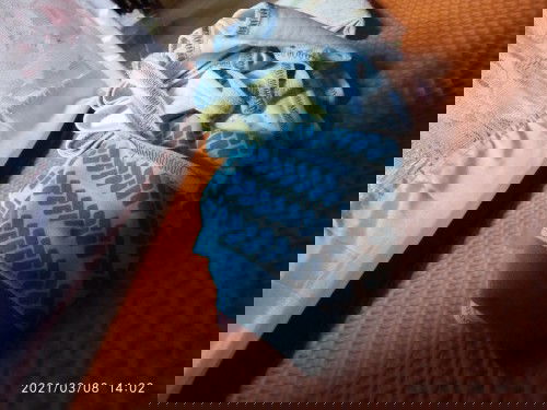 Bunda bunda disini ada yang pengalaman ,terserang flu batuk tenggorokan gatal saat menyusui? Solusi