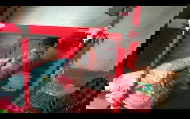 Hello mga Moms? What month ba natutong tumayo mag isa si baby? LO ko Kac, 6 mnths palang, palaban na