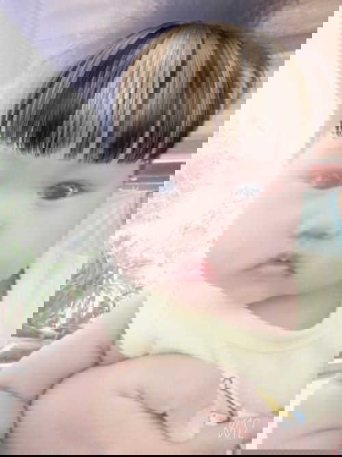 ห้ามใส่สติ้กเกอร์ให้ลูกมันไม่ดี จริงหรอคะ