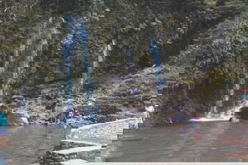 Hamil muda main ke curug