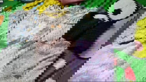 Preloved jumper cewe 6-12 bulan