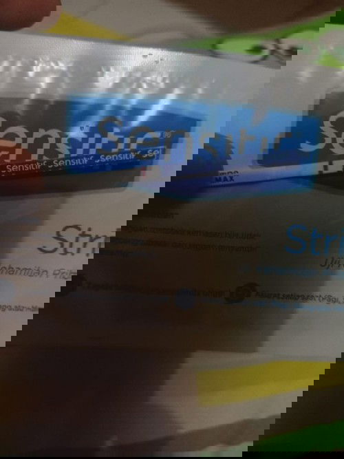 Di tespek garis dua samar tapi pas tadi siang keluar darah kaya haid kenapa ya🙏