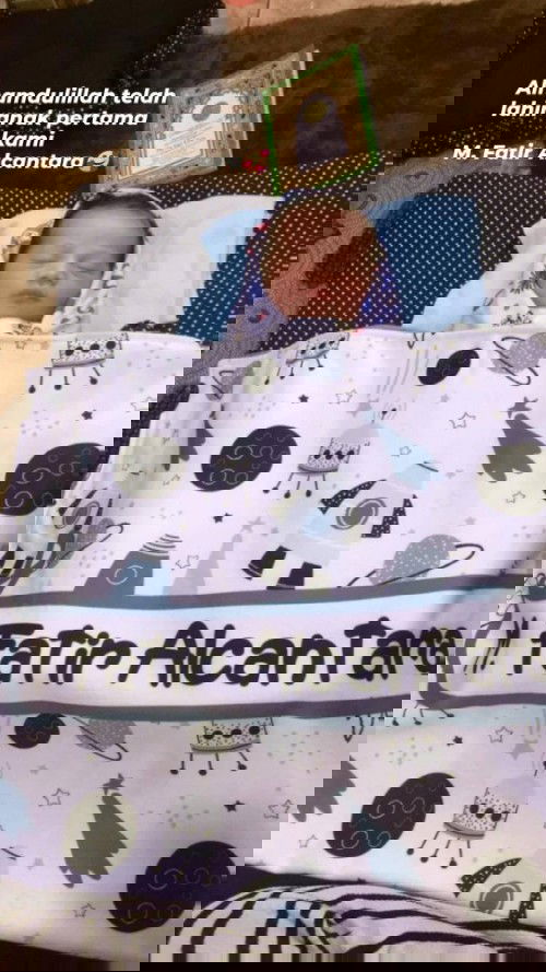 Alhamdulillah bunda baby saya udah launching tgl 12 maret kemarin lahiran normal padahal hpl 16 mret