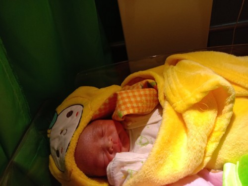 Alhamdulillah hpl tgl 15 maret,tgl 10 kmren udh lounching my baby boy๐ dngan sehat ,bb 3kg,tb,48