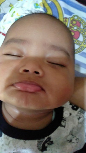 Bayi 4bulan teriak-teriak