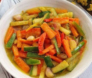 Ngidam Acar dari pesta