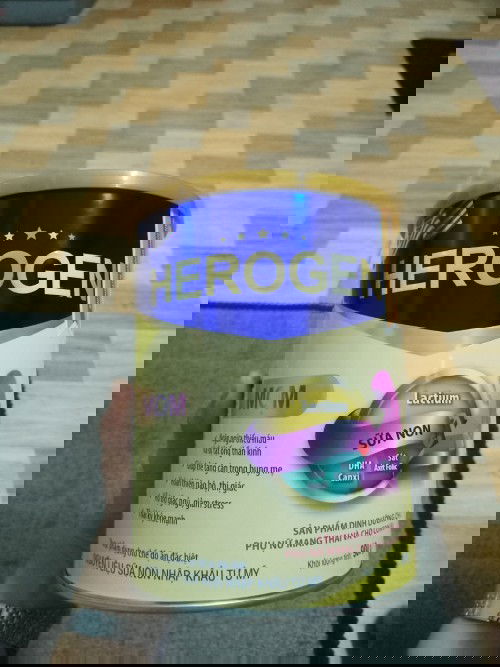 Có mom nào uống sữa loại này không cho em xin ý kiến với 😘