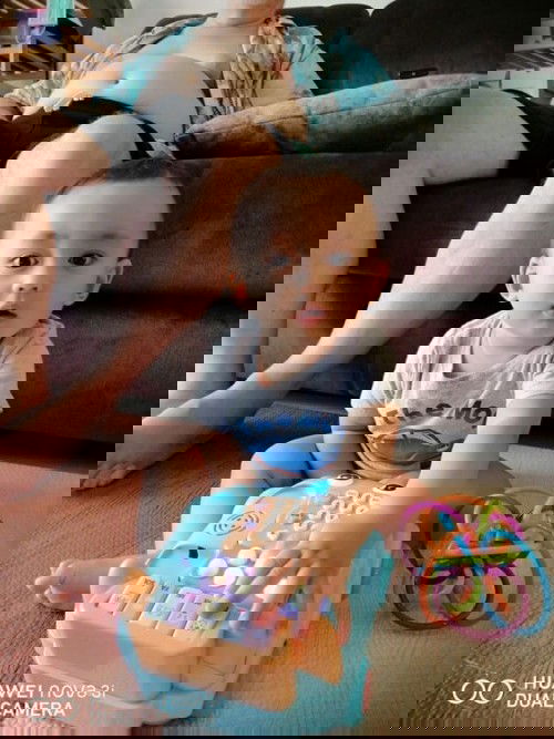 ไม่ยอมคลาน