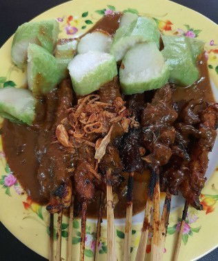 Makan Yang Di Bakar