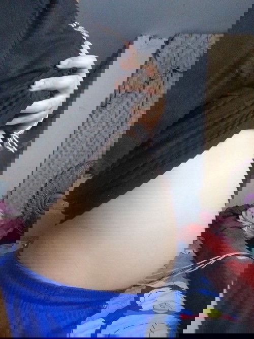 เเม่ๆว่าท้องเเบบนี้หญิงหรือชายค่ะ
27w