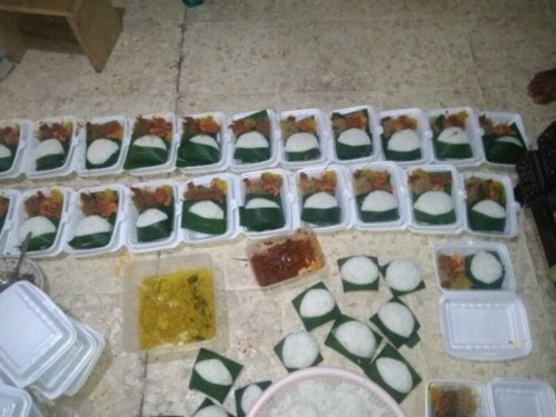 Maaf melenceng ya bunda bunda