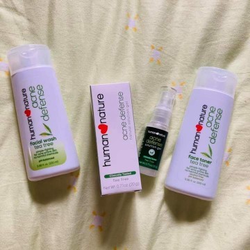 Sino po gumagamit ng Human Nature Acne Defense Trio sainyo? Safe po ba to sa buntis? Tyi.